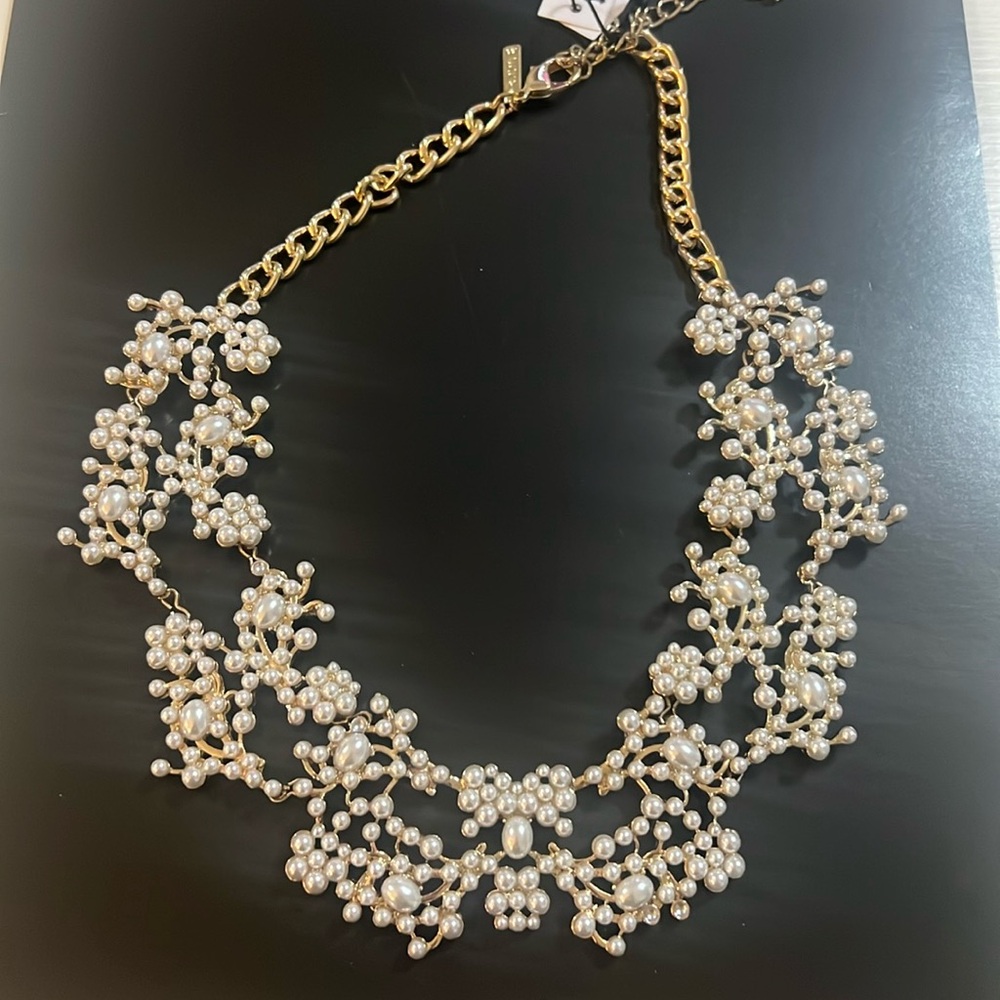 WHBM NECKLACE